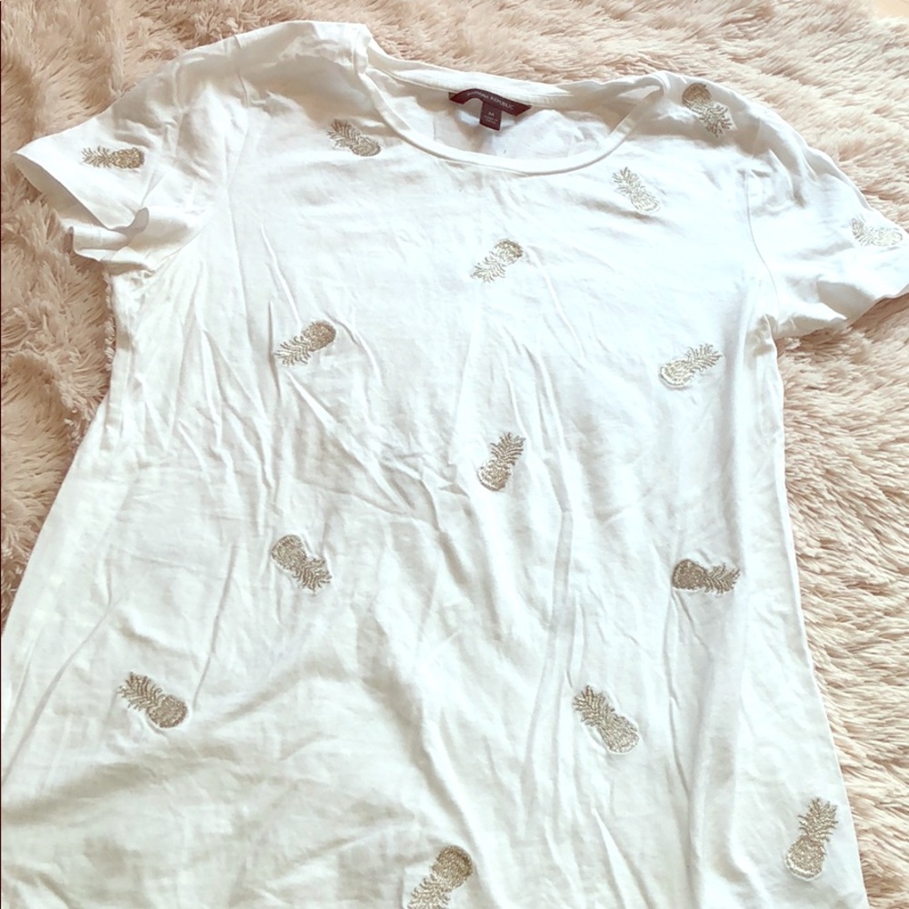 Banana republic embellished pineapple tee
